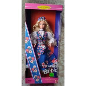 Norwegian Barbie Collector Edition Dolls of World Collection 1995 Mattel 14450
